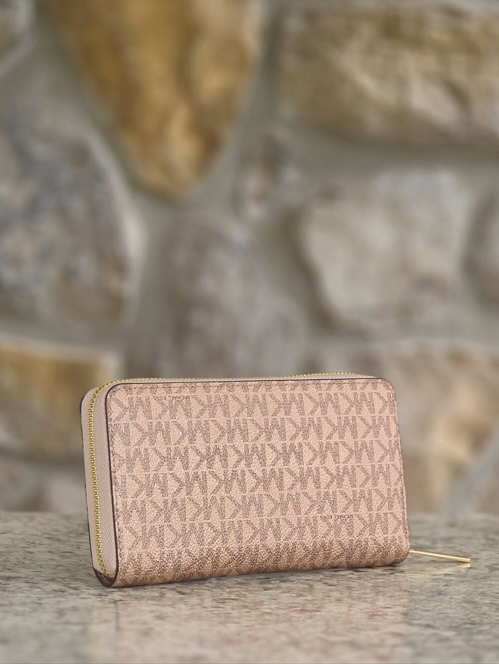 Michael Kors Jet Set Logo Medium Rose Gold Wallet - Picture 2 of 6